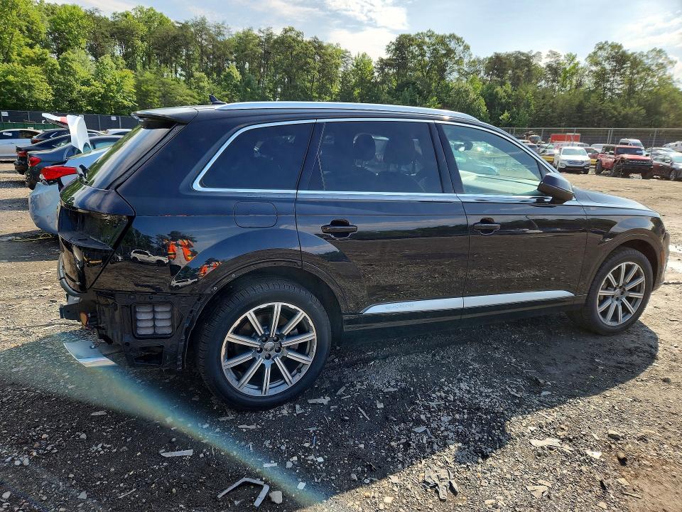 2019 Audi Q7 VIN WA1LHBF74KD021462 COPART salvage auction — REAR END, ID - SALVAGE CERTIFICATE OF TITLE, sold $7,700 on 2026-07-31 (photo 3)