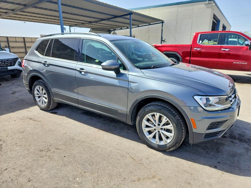 2020 Volkswagen VIN 3VV1B7AXXLM134391 COPART salvage auction — SIDE, Tx - Salvage Vehicle Title, sold $3,750 on 2026-07-31 (photo 4)