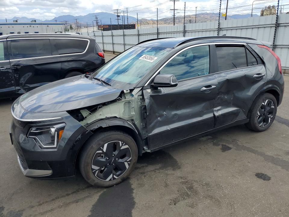 2025 Kia Niro VIN KNDCR3L19S5142992 COPART salvage auction — SIDE, Ca - Salvage Certificate, sold $9,600 on 2026-07-20 (photo 1)