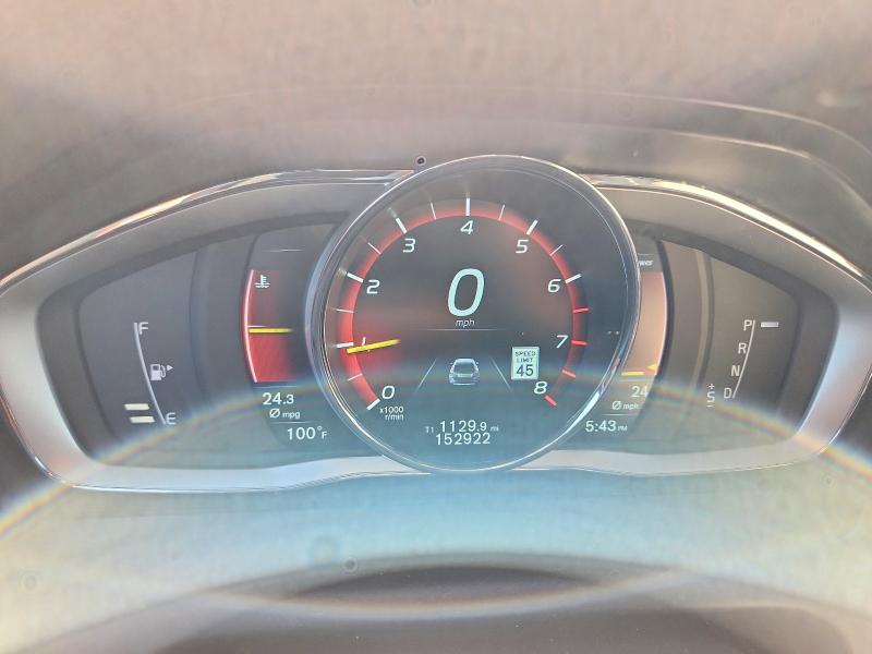 2015 Volvo VIN YV440MDM4F2740540 COPART salvage auction — SIDE, Tx - Salvage Vehicle Title, sold $2,700 on 2026-07-24 (photo 9)