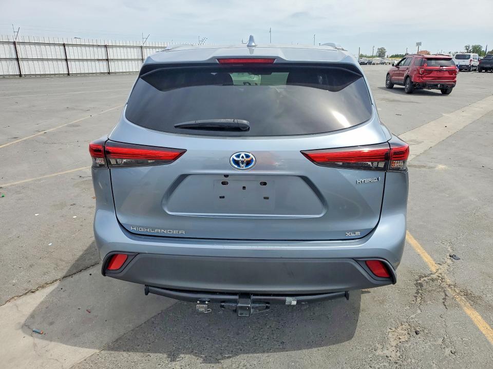 2021 Toyota Highlander VIN 5TDHBRCH1MS020747 COPART salvage auction — SIDE, Ca - Salvage Certificate, sold $16,300 on 2026-07-02 (photo 6)