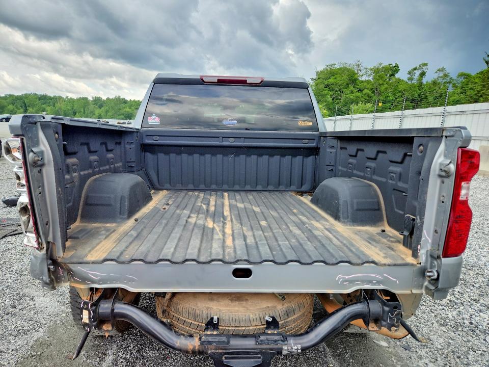 2023 Chevrolet VIN 1GCPDBEKXPZ289693 COPART salvage auction — REAR END, Sc - Cert Of Title-Salvage, sold $9,300 on 2026-07-04 (photo 6)