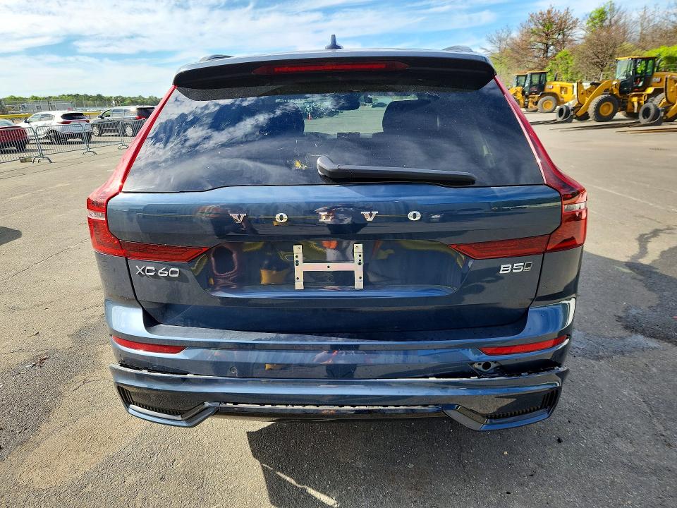 2026 Volvo Xc60 VIN YV4M12RC8T1485734 COPART salvage auction — WATER/FLOOD, Va - Cert Of Title-Salvage Water, sold $17,500 on 2026-07-08 (photo 6)