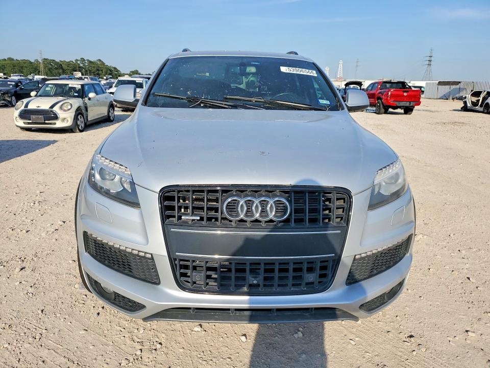 2015 Audi VIN WA1DGAFE5FD012579 COPART salvage auction — NORMAL WEAR, Tx - Certificate Of Title, sold $150 on 2026-07-03 (photo 5)