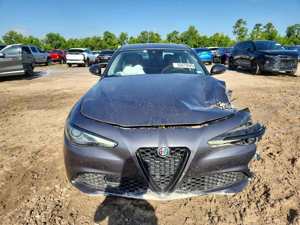 2020 Alfa romeo Giulia VIN ZARFAMAN0L7632149 COPART salvage auction — FRONT END, Tx - Salvage Vehicle Title, sold $625 on 2026-07-24 (photo 5)