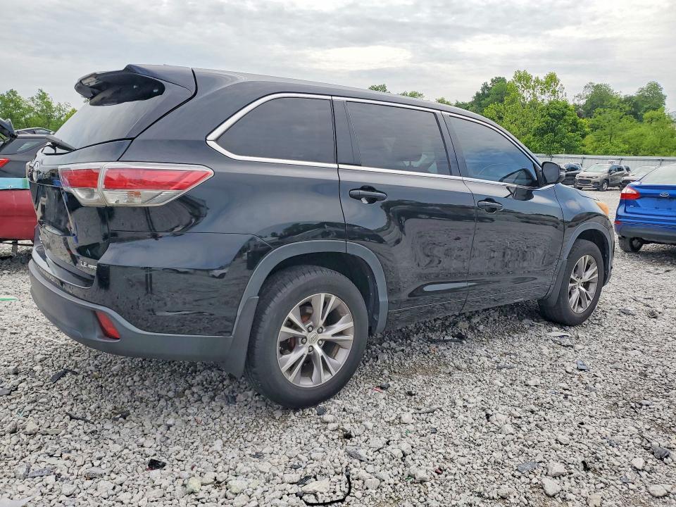 2014 Toyota Highlander VIN 5TDBKRFH4ES017232 COPART salvage auction — MINOR DENT/SCRATCHES, Oh - Cert Of Title-Salvage, sold $6,000 on 2026-07-31 (photo 3)