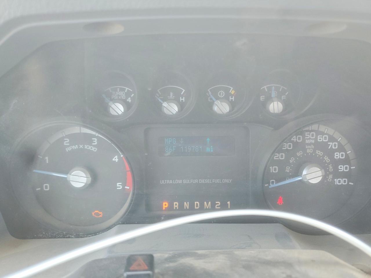 2015 Ford F-550 Super Duty VIN 1FDUF5GT9FEB83516 COPART salvage auction — Minor Dent/Scratches, NC - DEALER ONLY CLEAN TITLE, sold $8,900 on 2026-07-09 (photo 9)