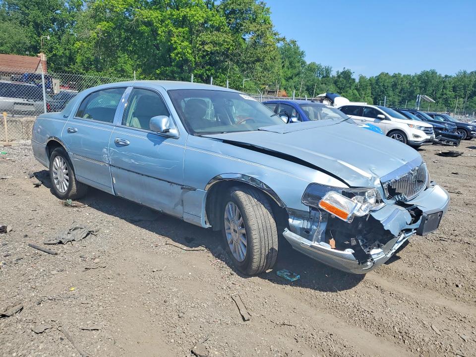 2011 Lincoln TOWN CAR VIN 2LNBL8CVXBX761074 COPART salvage auction — FRONT END, MD - CERT OF SALVAGE > 75% DAMAGE, sold $400 on 2026-07-02 (photo 4)