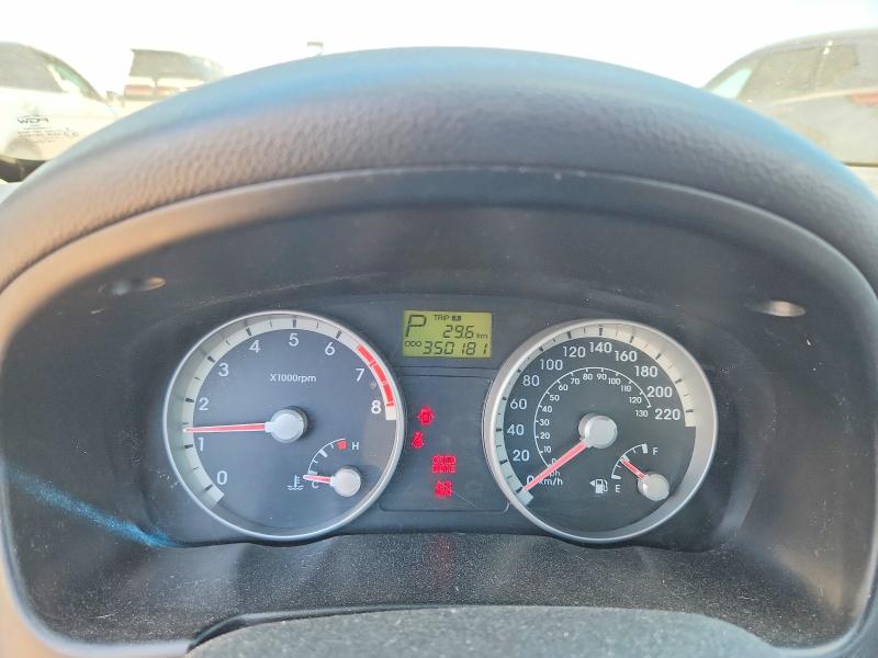 2008 Hyundai Accent VIN KMHCN45C38U261955 COPART salvage auction — FRONT END, ON - PERMIT NO BRAND - UNFIT, sold $200 on 2026-07-28 (photo 9)