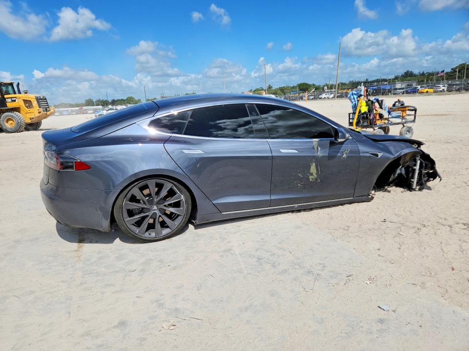 2019 Tesla Model s VIN 5YJSA1E28KF305109 COPART salvage auction — FRONT END, Fl - Cert Of Title Slvg Rebuildable, sold $7,200 on 2026-07-16 (photo 3)