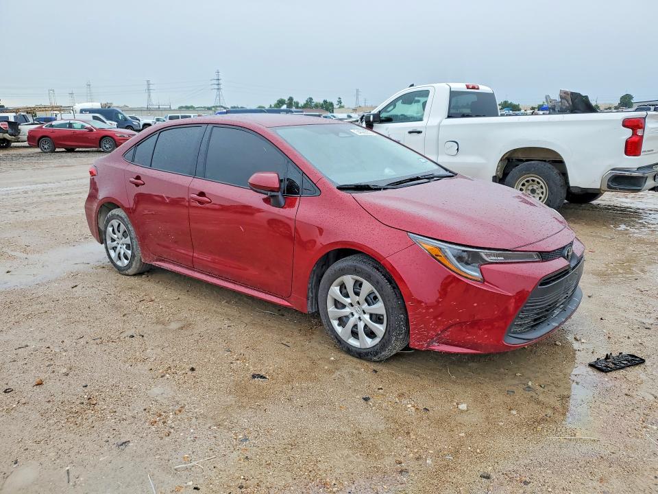 2025 Toyota Corolla VIN 5YFB4MDE9SP283517 COPART salvage auction — WATER/FLOOD, Tx - Salvage Vehicle Title, sold $9,100 on 2026-07-21 (photo 4)