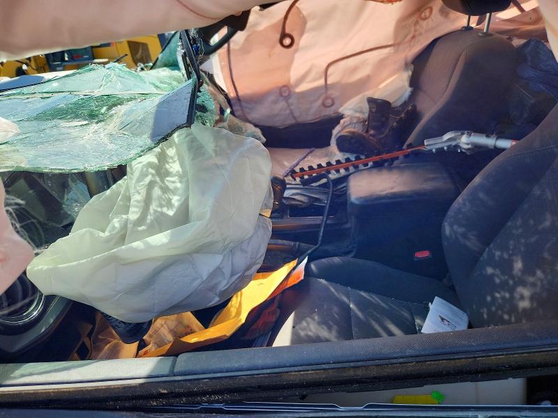 2019 Toyota Tacoma VIN 5TFCZ5AN2KX190212 COPART salvage auction — ROLLOVER, Mn - Cert Of Title-Salvage, sold $350 on 2026-07-27 (photo 7)