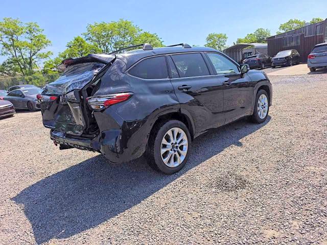 2023 Toyota Highlander VIN 5TDYARAH2PS519034 COPART salvage auction — REAR END, Nj - Cert Of Title-Salvage, sold $20,300 on 2026-07-22 (photo 4)