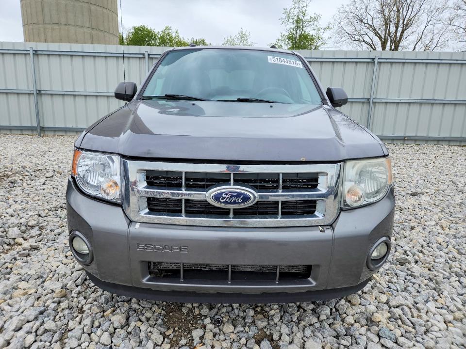 2011 Ford Escape VIN 1FMCU9DG6BKA21385 COPART salvage auction — WATER/FLOOD, MI - CERT OF TITLE-FLOOD VEHICLE, sold $200 on 2026-07-02 (photo 5)