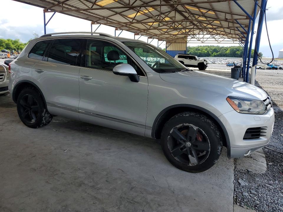 2012 Volkswagen Touareg VIN WVGFK9BP6CD005330 COPART salvage auction — MINOR DENT/SCRATCHES, Ga - Certificate Of Title (P), sold $3,050 on 2026-07-14 (photo 4)