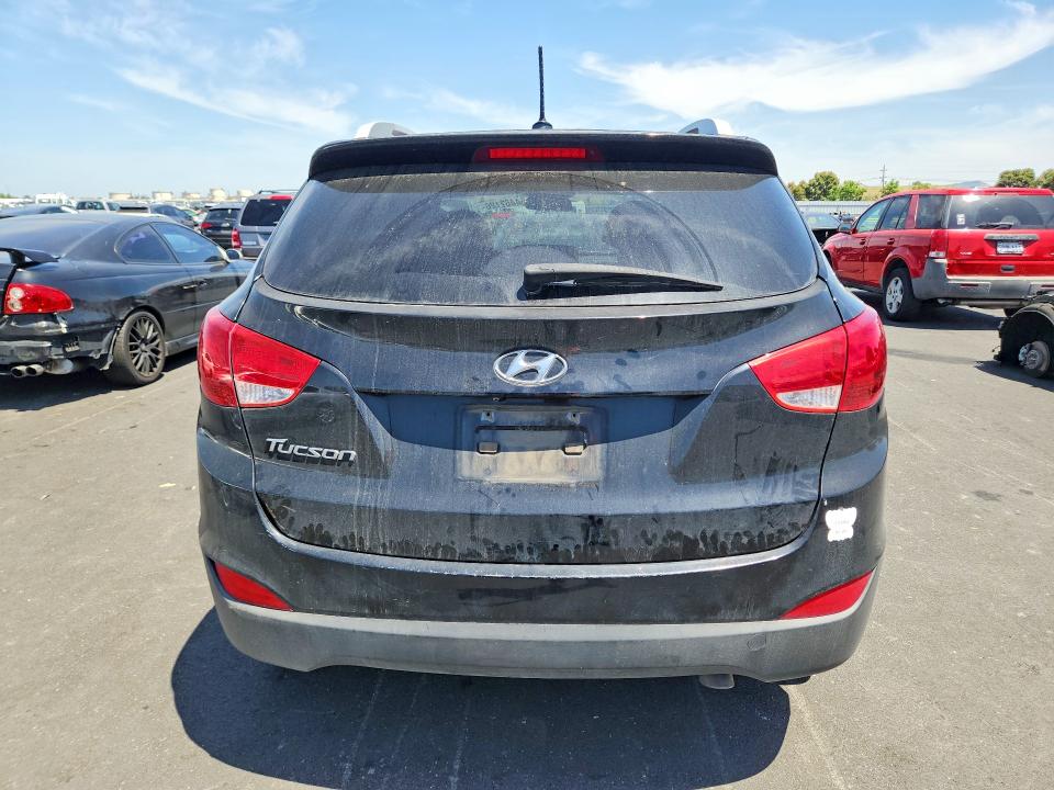 2015 Hyundai Tucson VIN KM8JU3AG2FU116948 COPART salvage auction — MINOR DENT/SCRATCHES, Ca - Dis/Dlr/Exp Only Clean Title, sold $975 on 2026-07-20 (photo 6)