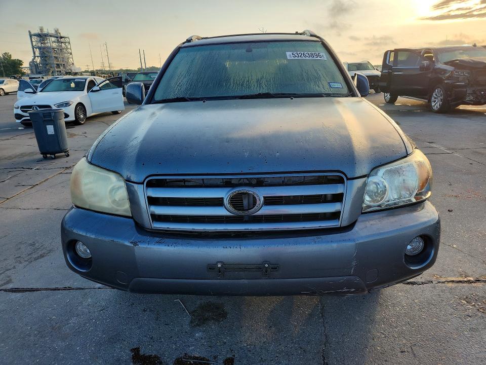 2004 Toyota Highlander VIN JTEDP21A540016745 COPART salvage auction — FRONT END, Id - Salvage Certificate Of Title, sold $450 on 2026-07-29 (photo 5)
