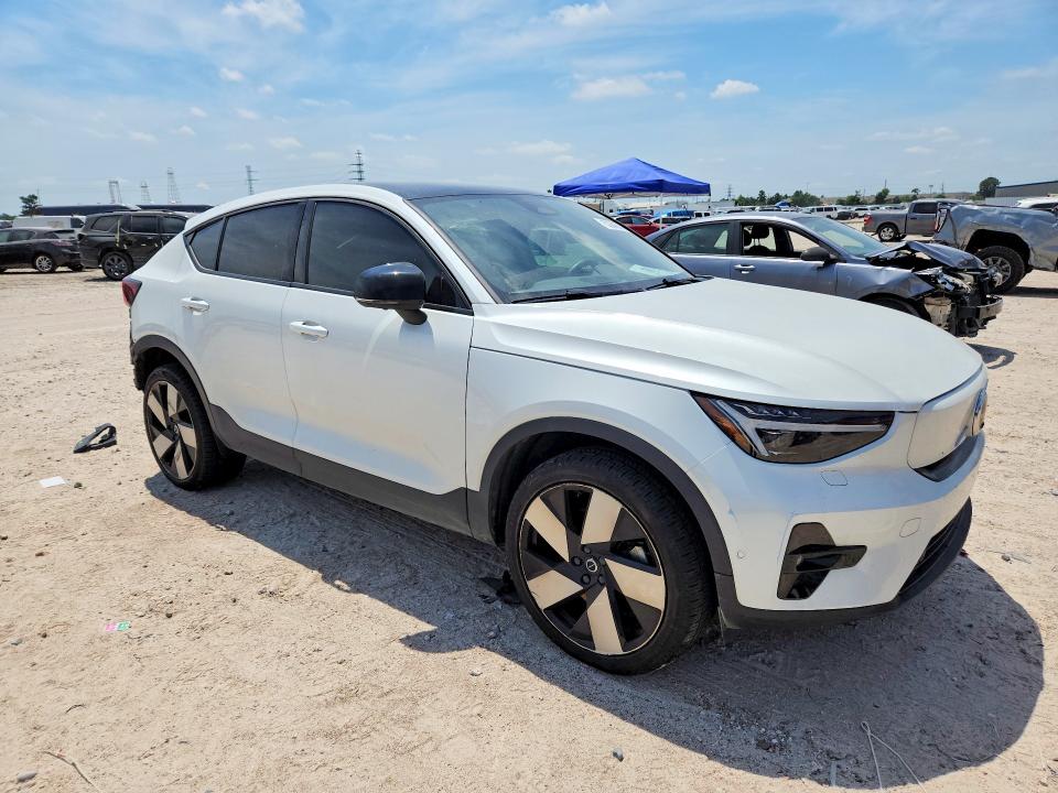 2023 Volvo VIN YV4ED3GM2P2048163 COPART salvage auction — REAR END, Tx - Salvage Vehicle Title, sold $10,300 on 2026-07-07 (photo 4)