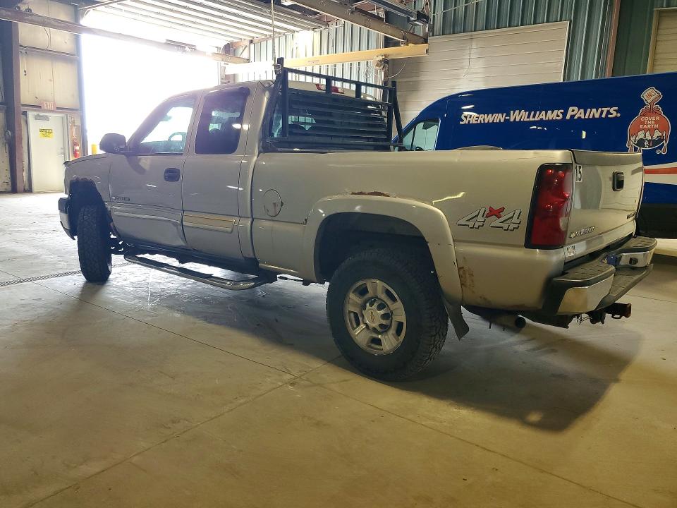 2004 Chevrolet Silverado 2500 VIN 1GCHK29U04E253763 COPART salvage auction — MECHANICAL, In - Certificate Of Title, sold $150 on 2026-07-09 (photo 2)