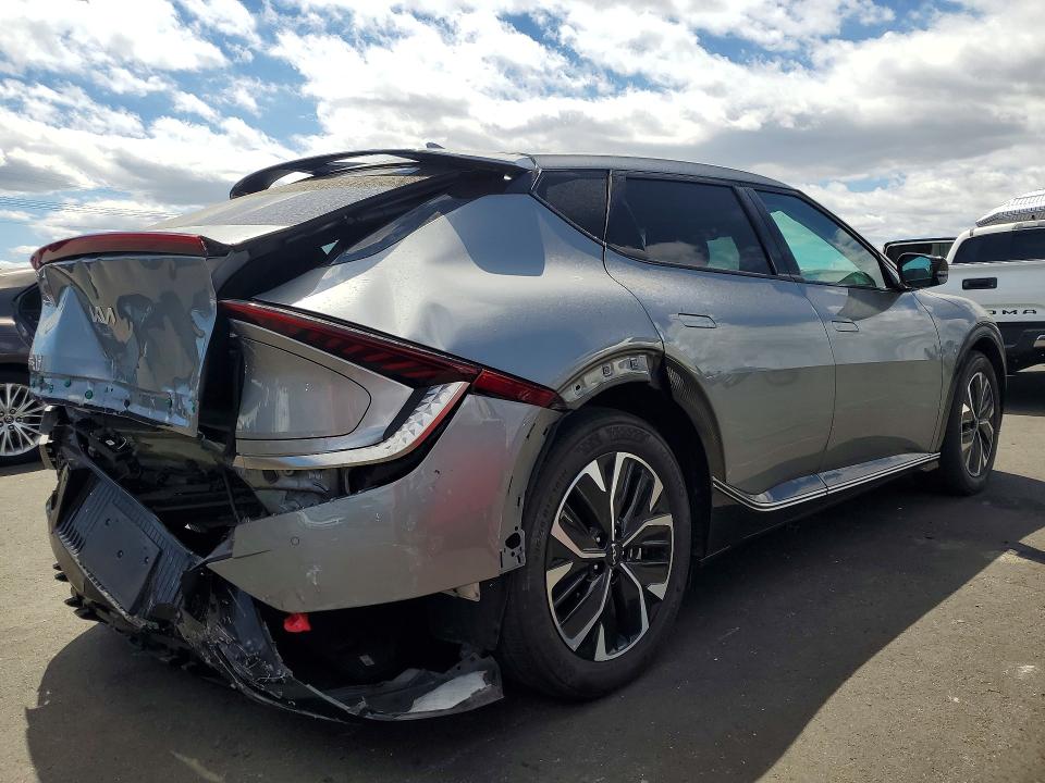 2024 Kia Ev6 VIN KNDC34LA7R5203645 COPART salvage auction — REAR END, Ca - Salvage Certificate, sold $9,900 on 2026-07-20 (photo 3)