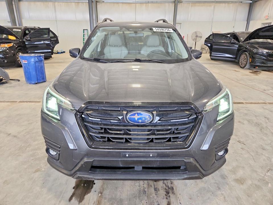 2024 Subaru Forester VIN JF2SKALC2RH515550 COPART salvage auction — SIDE, Ne - Cert Of Title-Salvage, sold $10,500 on 2026-07-07 (photo 5)