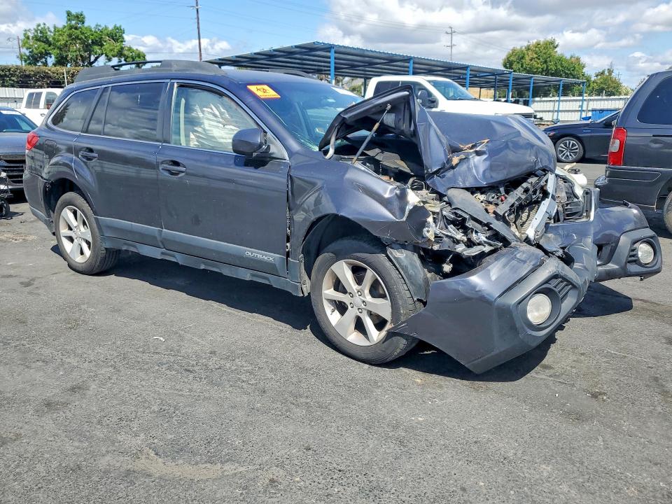 2013 Subaru Outback VIN 4S4BRBCC0D3233604 COPART salvage auction — FRONT END, Ca - Salvage Certificate, sold $225 on 2026-07-09 (photo 4)