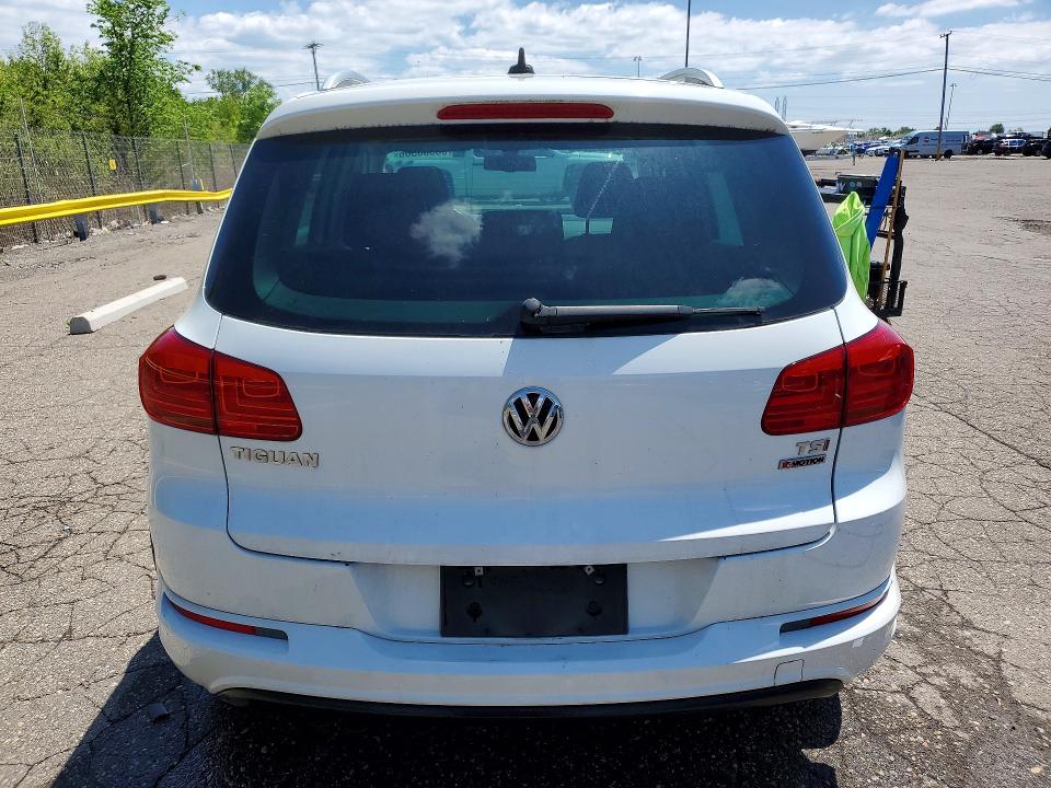 2017 Volkswagen Tiguan VIN WVGUV7AX6HW507206 COPART salvage auction — WATER/FLOOD, Mi - Cert Of Title-Flood Vehicle, sold $1,700 on 2026-08-03 (photo 6)