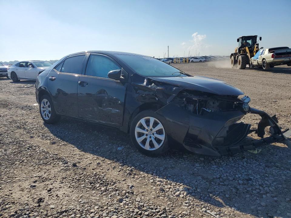 2018 Toyota Corolla VIN 5YFBURHE7JP840821 COPART salvage auction — ALL OVER, TX - CERTIFICATE OF TITLE, sold $1,250 on 2026-07-21 (photo 4)