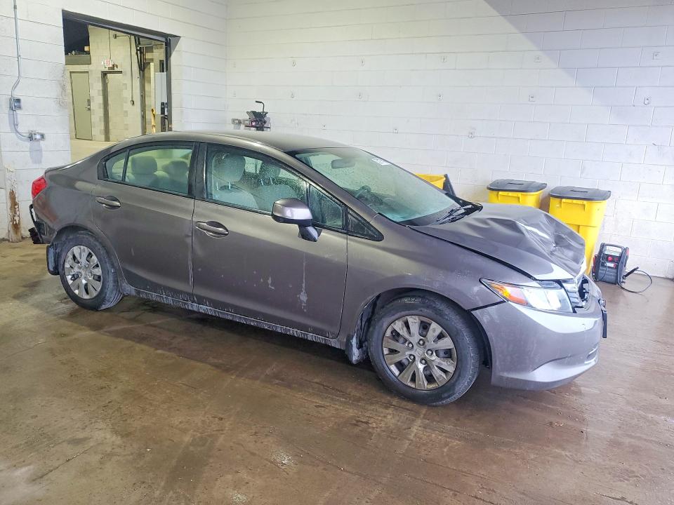 2012 Honda Civic VIN 19XFB2F57CE052966 COPART salvage auction — FRONT END, Il - Salvage Certificate, sold $1,250 on 2026-07-03 (photo 4)