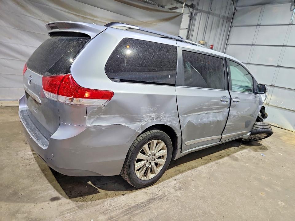 2013 Toyota Sienna VIN 5TDDK3DC2DS064934 COPART salvage auction — FRONT END, Nh - Cert Of Title-Salvage, sold $1,800 on 2026-07-23 (photo 3)