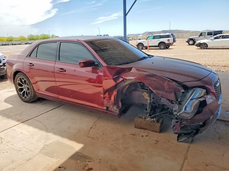 2018 Chrysler 300 VIN 2C3CCABG8JH140996 COPART salvage auction — FRONT END, Az - Cert Of Title - Salvage, sold $4,100 on 2026-07-02 (photo 4)