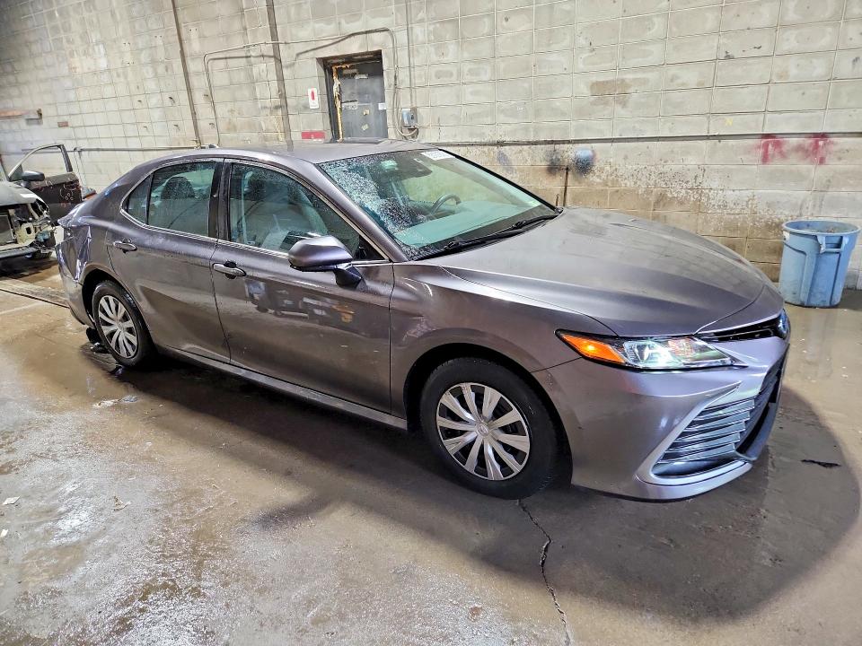 2022 Toyota Camry VIN 4T1C31AK1NU577786 COPART salvage auction — REAR END, Mn - Cert Of Title-Salvage, sold $8,000 on 2026-07-02 (photo 4)