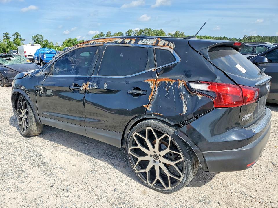 2017 Nissan Rogue VIN JN1BJ1CP5HW036203 COPART salvage auction — ROLLOVER, Tx - Salvage Vehicle Title, sold $400 on 2026-07-07 (photo 2)