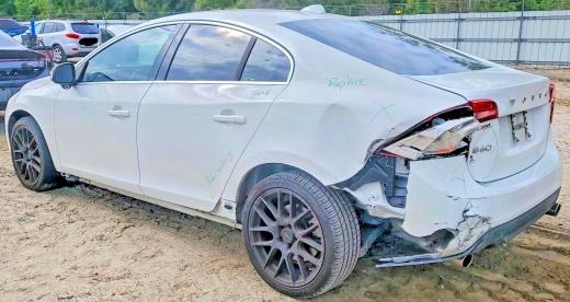 2013 Volvo S60 VIN YV1612FS1D1226585 COPART salvage auction — REAR END, ID - CERTIFICATE OF TITLE, sold $425 on 2026-08-11 (photo 2)