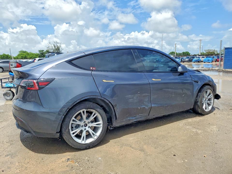 2022 Tesla Model y VIN 7SAYGDEE9NF436335 COPART salvage auction — FRONT END, Fl - Certificate Of Destruction, sold $5,600 on 2026-07-17 (photo 3)