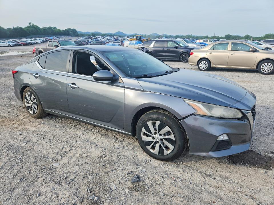 2020 Nissan Altima VIN 1N4BL4BV9LC222920 COPART salvage auction — SIDE, Tn - Salvage Certificate, sold $2,900 on 2026-07-28 (photo 4)