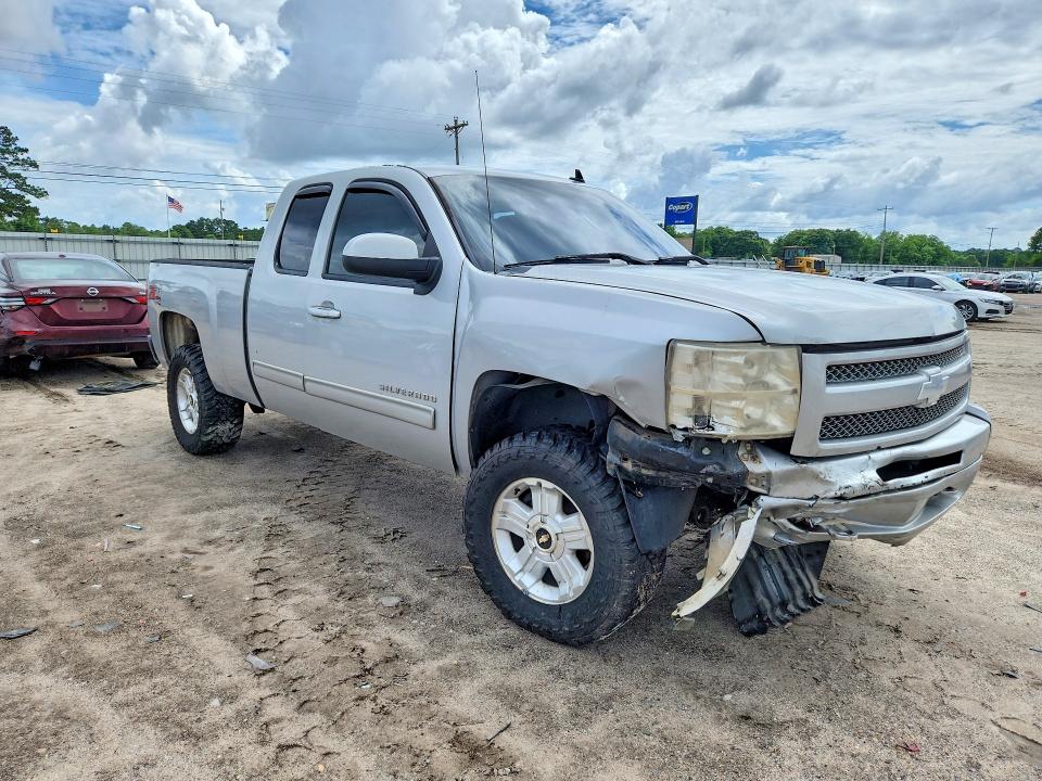 2010 Chevrolet Silverado 1500 VIN 1GCSKSE32AZ167734 COPART salvage auction — UNDERCARRIAGE, Al - Cert Of Title-Salvage Title, sold $1,600 on 2026-07-02 (photo 4)