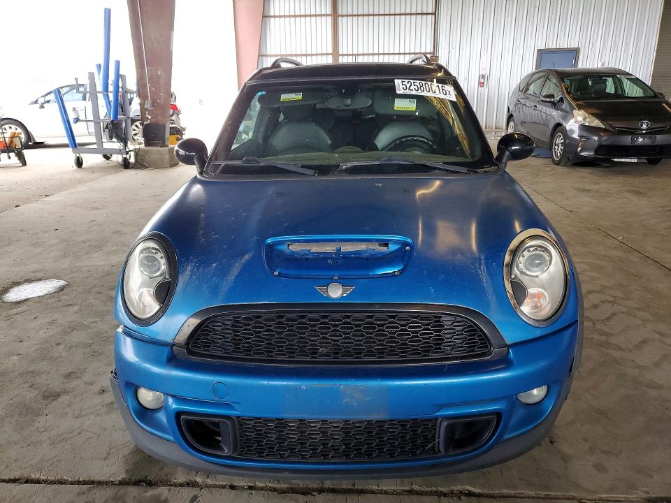 2011 Mini Cooper VIN WMWZG3C52BTY31381 COPART salvage auction — MINOR DENT/SCRATCHES, CA - DIS/DLR/EXP APP FOR DUP CLEAN, sold $125 on 2026-07-16 (photo 5)
