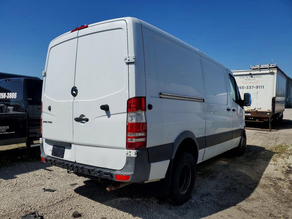 2018 Mercedes-benz VIN WD3PF3CC5JP614114 COPART salvage auction — FRONT END, Il - Salvage Certificate, sold $3,550 on 2026-07-29 (photo 3)