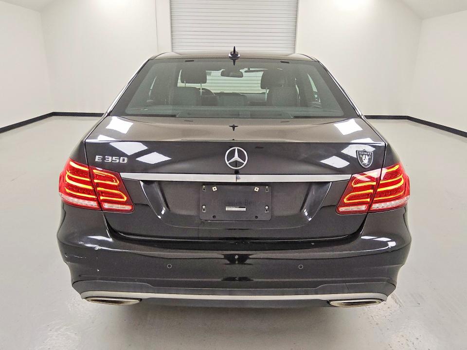 2016 Mercedes-benz E-klasse VIN WDDHF5KB5GB221577 COPART salvage auction — MINOR DENT/SCRATCHES, Tx - Certificate Of Title, sold $4,550 on 2026-07-02 (photo 6)
