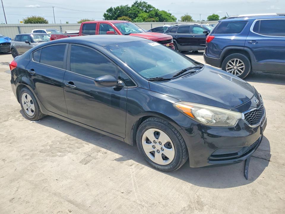 2016 Kia Forte VIN KNAFK4A60G5586630 COPART salvage auction — REAR END, Tx - Salvage Vehicle Title, sold $175 on 2026-07-27 (photo 4)