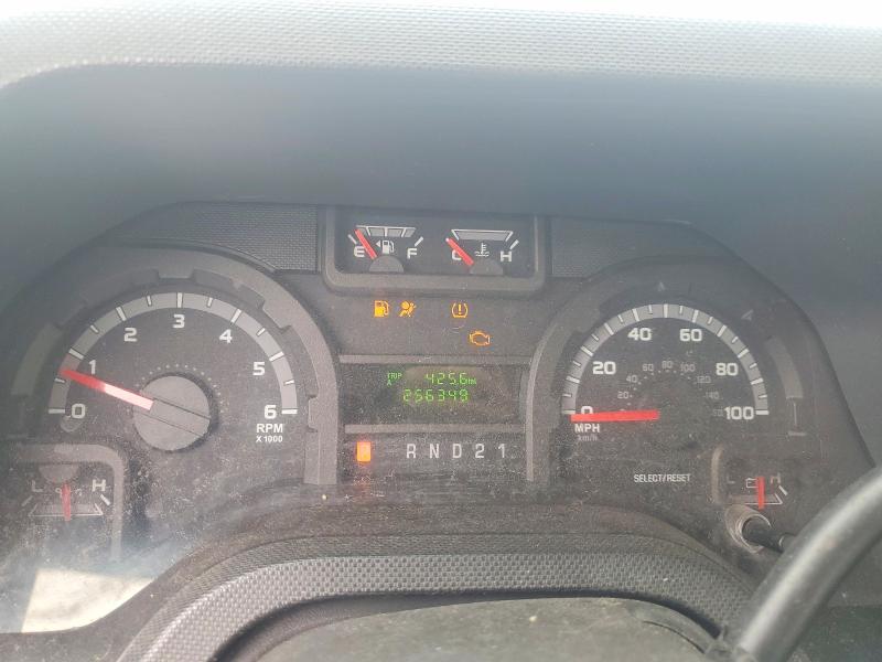2009 Ford Econoline VIN 1FTNE24W09DA17503 COPART salvage auction — MINOR DENT/SCRATCHES, Mi - Dealer Only Clean Title (P), sold $3,500 on 2026-07-09 (photo 9)