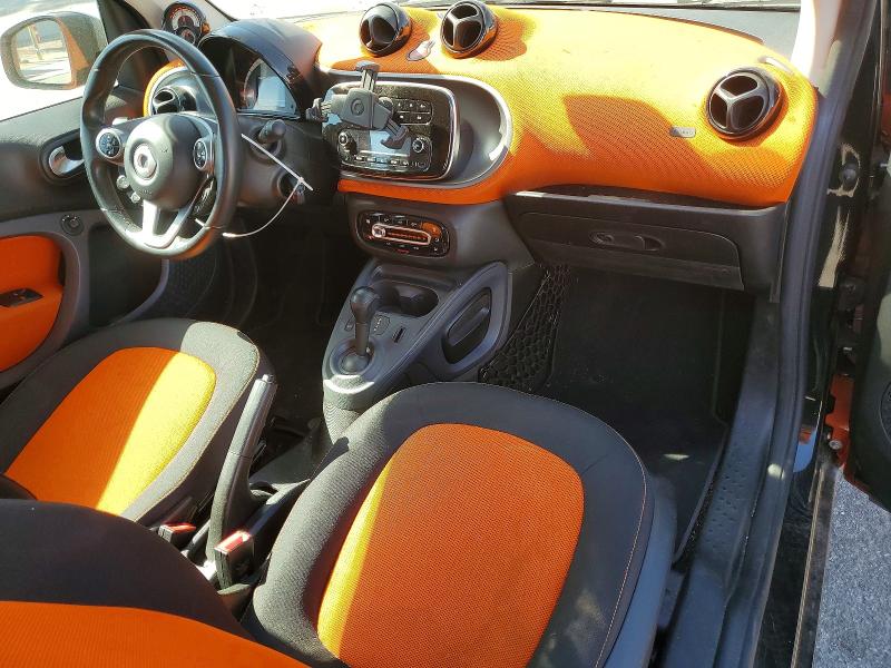 2018 Smart Fortwo VIN WMEFJ9BA5JK265781 COPART salvage auction — MINOR DENT/SCRATCHES, Ca - Dis/Dlr/Exp Only Clean Title, sold $3,850 on 2026-07-30 (photo 8)