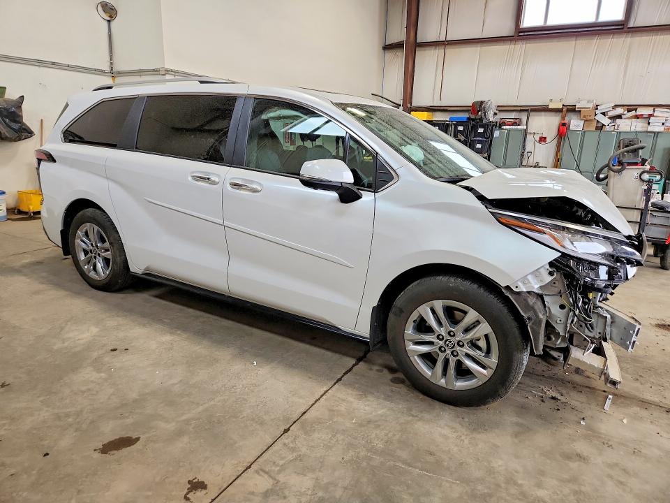 2025 Toyota Sienna VIN 5TDGSKFC7SS197139 COPART salvage auction — FRONT END, AB - BOS - SALVAGE, sold $18,450 on 2026-07-09 (photo 4)