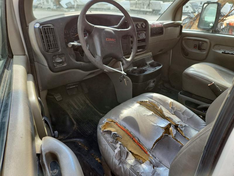 2001 Gmc Savana VIN 1GDJG31R211211822 COPART salvage auction — FRONT END, Il - Salvage Certificate, sold $175 on 2026-07-08 (photo 8)