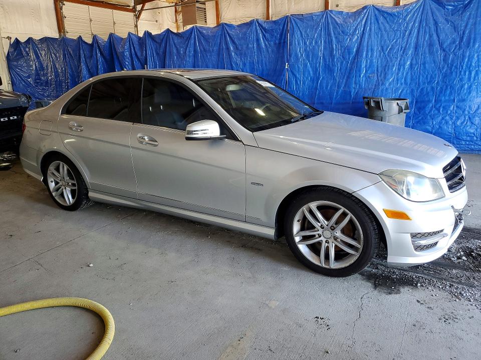 2012 Mercedes-benz C class VIN WDDGF4HB0CR218665 COPART salvage auction — NORMAL WEAR, Va - Certificate Of Title, sold $400 on 2026-07-14 (photo 4)