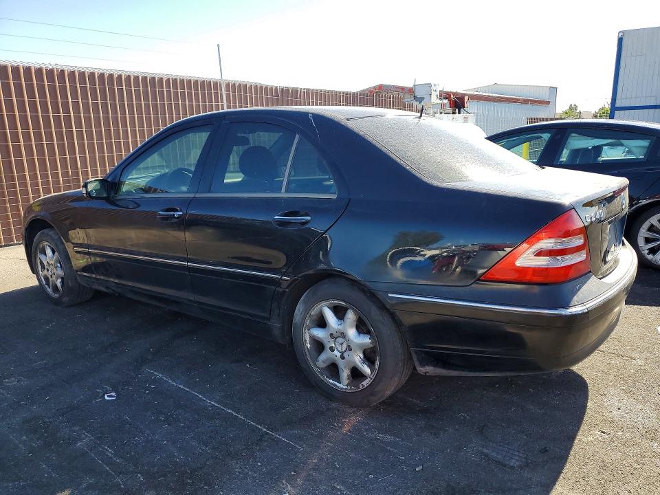 2002 Mercedes-benz C class VIN WDBRF61J42F135982 COPART salvage auction — REAR END, CA - CERTIFICATE OF TITLE, sold $400 on 2026-07-29 (photo 2)