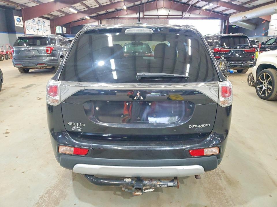 2015 Mitsubishi Outlander VIN JA4AZ3A37FZ002542 COPART salvage auction — MINOR DENT/SCRATCHES, Nh - Certificate Of Title (P), sold $2,400 on 2026-07-27 (photo 6)