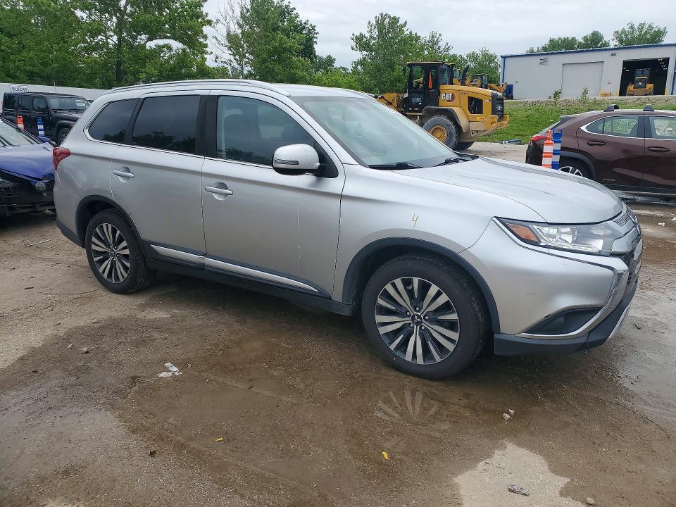 2019 Mitsubishi VIN JA4AD3A32KZ034615 COPART salvage auction — REAR END, Mo - Salvage Certificate Of Title, sold $175 on 2026-07-10 (photo 4)