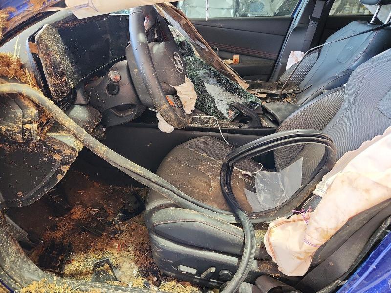 2025 Hyundai Elantra VIN KMHLR4DF8SU060835 COPART salvage auction — ROLLOVER, Pa - Certificate Of Salvage, sold $550 on 2026-07-17 (photo 7)
